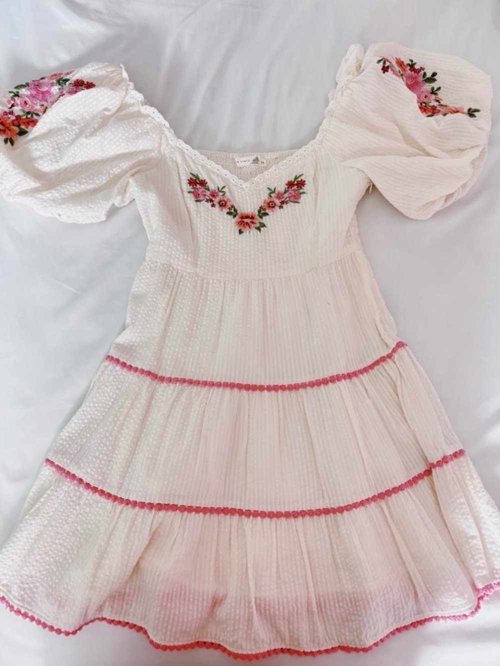 STATE White Dress with Pink Floral Embroidery